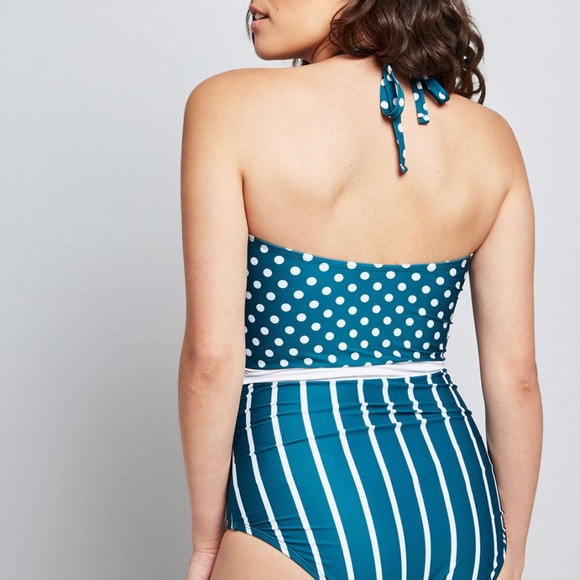 ModCloth Retro Bathing Suit  New - Picture 2 of 3